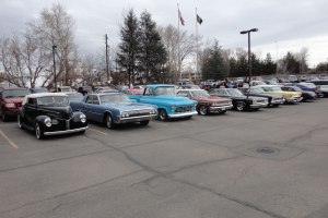 Hot Rodders turn out to honor Bill New